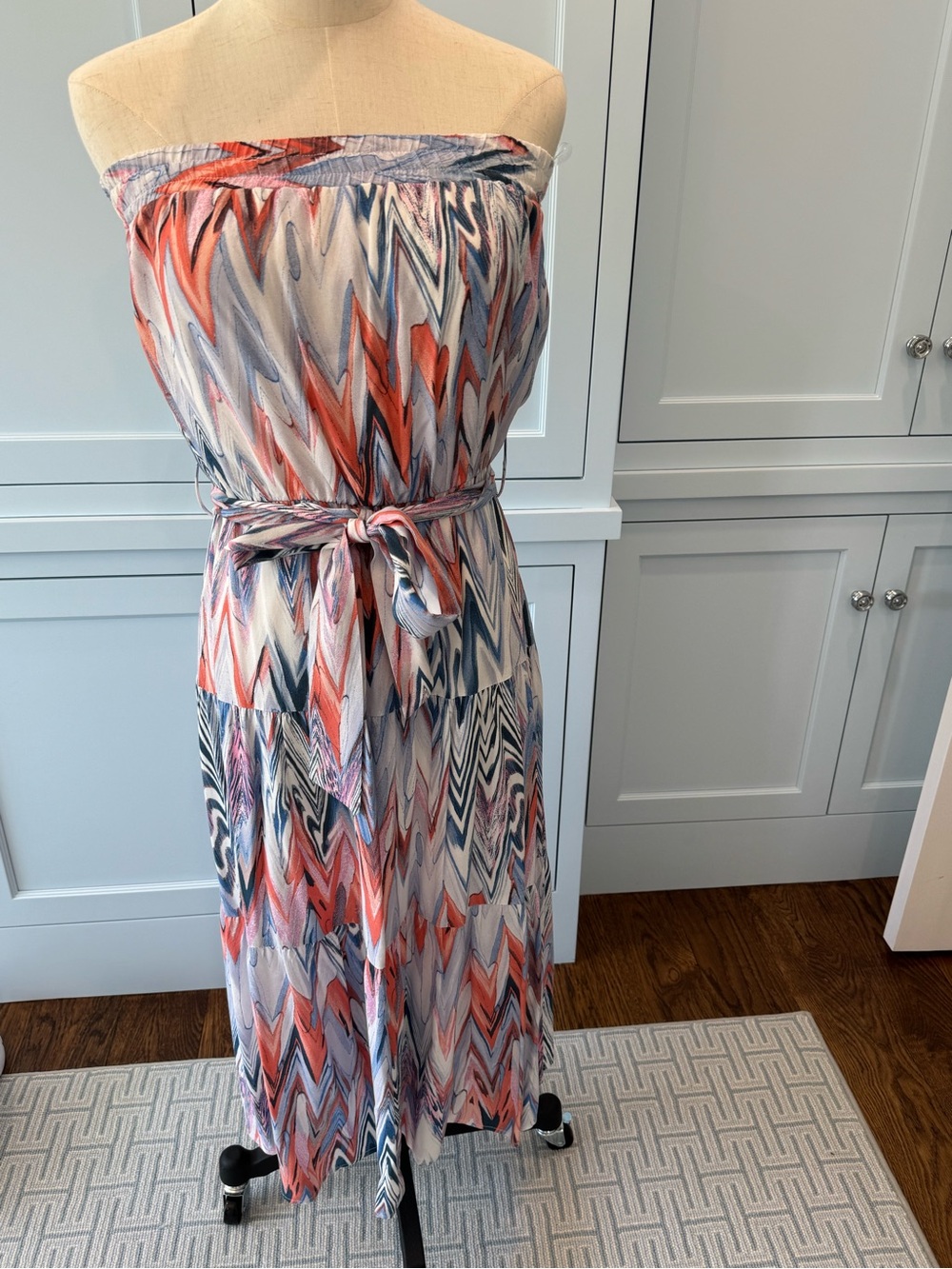 Gilli Strapless Maxi Dress in Coral, Navy & White